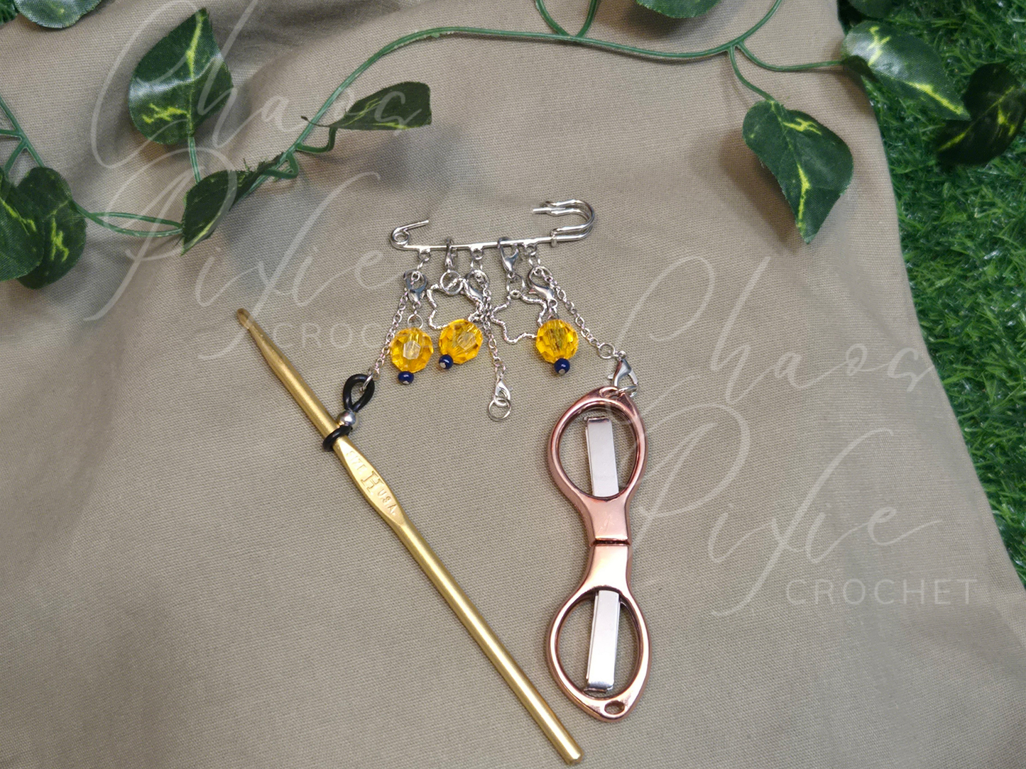 The Changeling Clasp: Star Light Star Bright Chatelaine